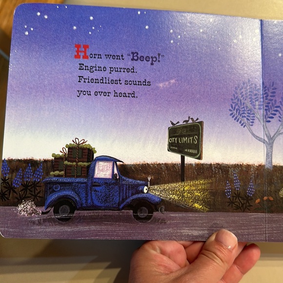 Little Blue Truck Leads the Way Book. Fantastic Condition - Picture 2 of 16